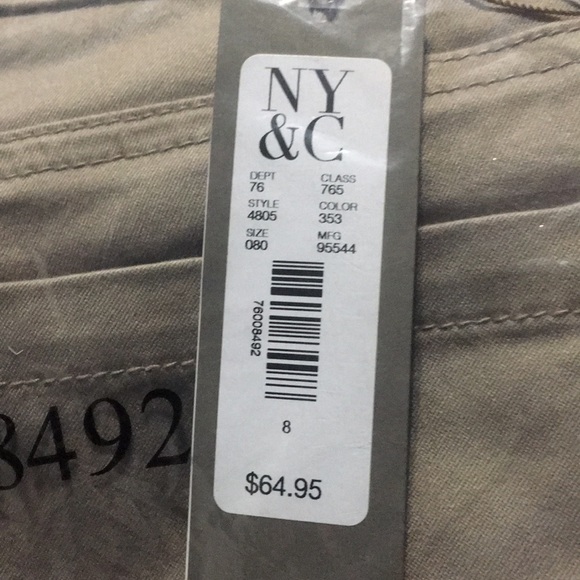 Eva Mendes Jeans - Picture 2 of 6